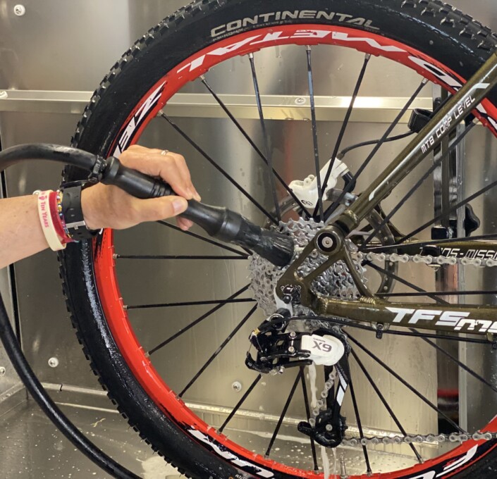 Lavaggio Biciclette Vasca X5 Zero Line Lavaggio Biciclette Vasca X5 Zero Line